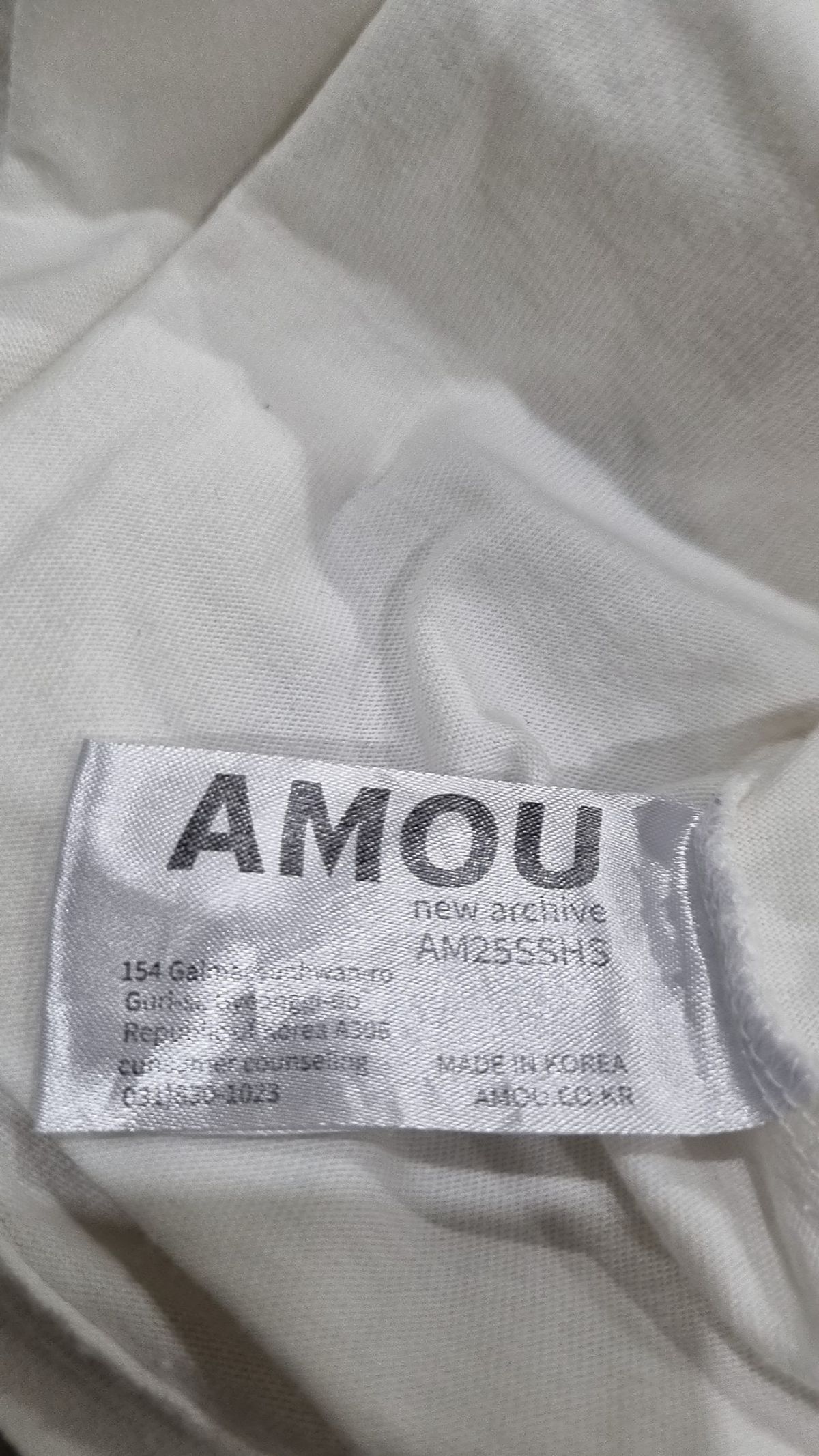 아모우(AMOU) Good things coming arch logo ringer half T-shirts white 3