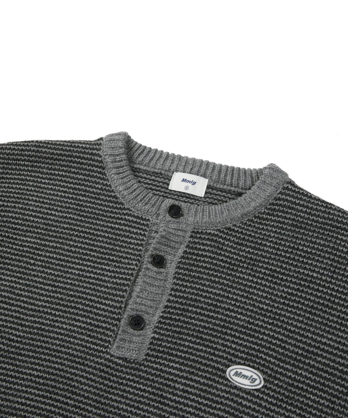 엠엠엘지(MMLG) BREEZY HENLEY NECK KNIT (CHARCOAL)