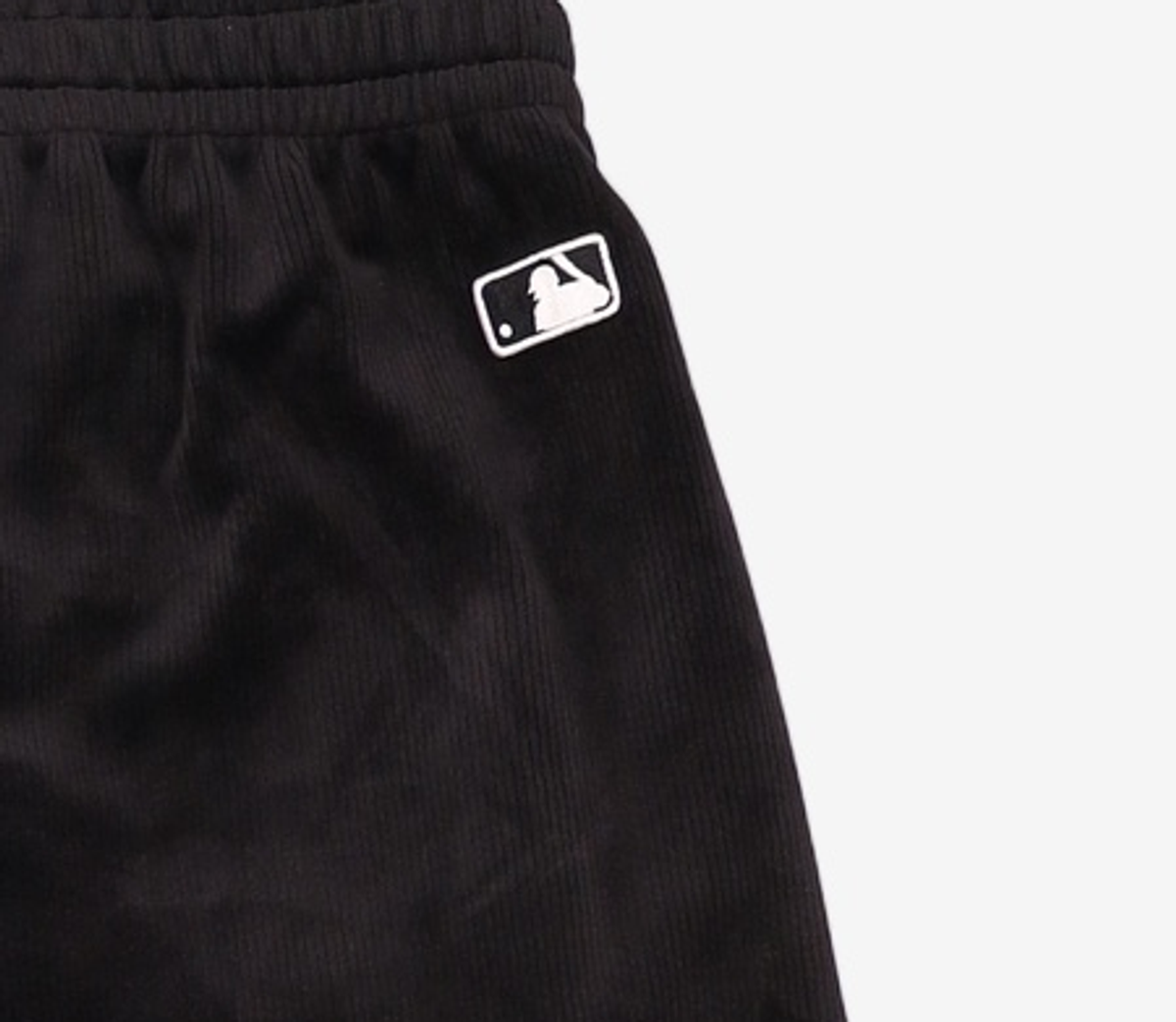 엠엘비(MLB) 여성 베이직 스몰로고 골지 벨로아 세미 와이드팬츠 NY (Black) M