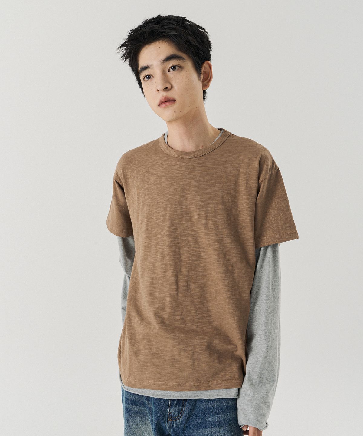 피에스쇼퍼(PSSHOPPER) 세미 크롭 슬럽 빈티지 반팔 티셔츠 [워시드 브라운]