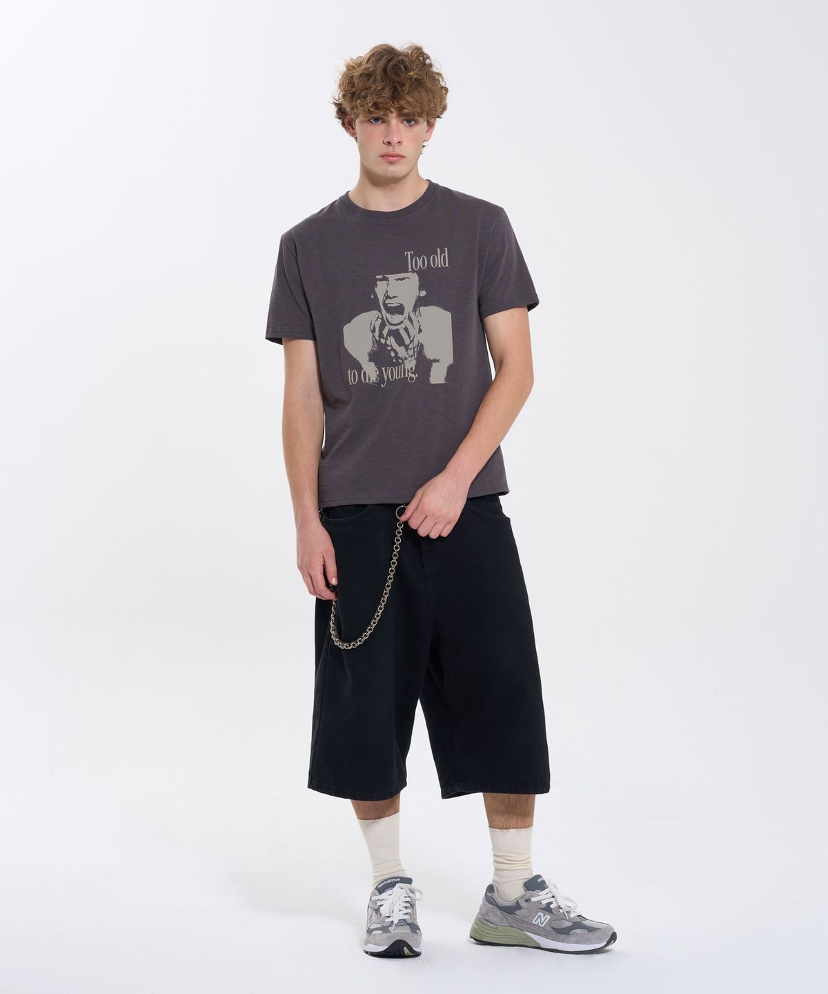 필프(PEALP) [PEALP X SEUNGHWAN] TOO OLD GRAPHIC T-SHIRT 58 (CHARCOAL)