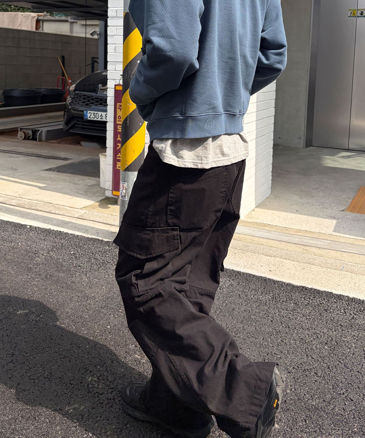 다이브인(DIVEIN) [DIVEIN X 무민서] WASHED VERN CARGO PANTS (BLACK)