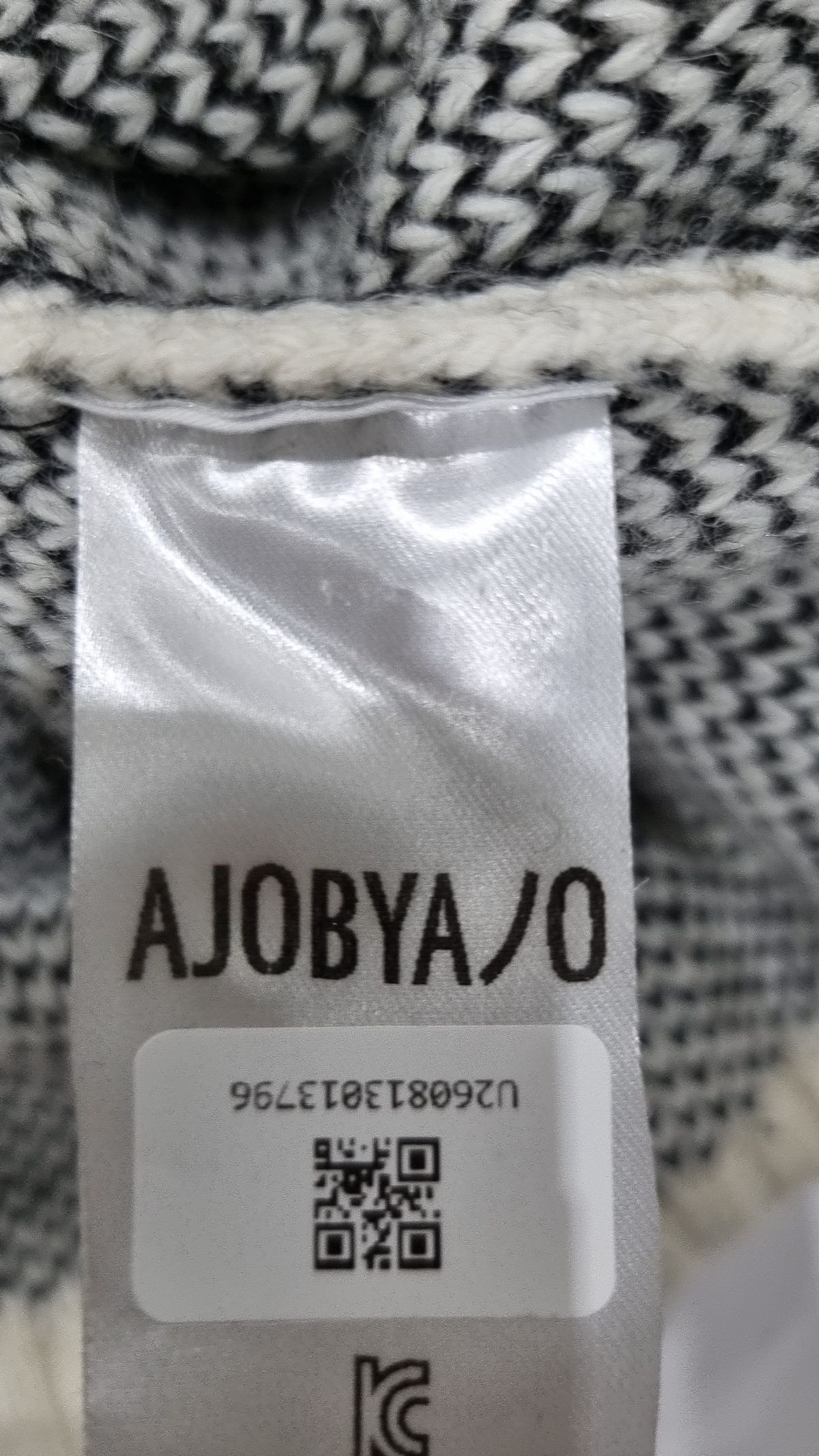 아조바이아조(AJOBYAJO) 후드 티셔츠 FREE