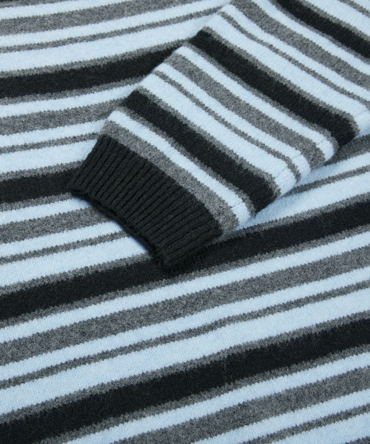 엠엠엘지(MMLG) AURORA STRIPE KNIT (BLACK)