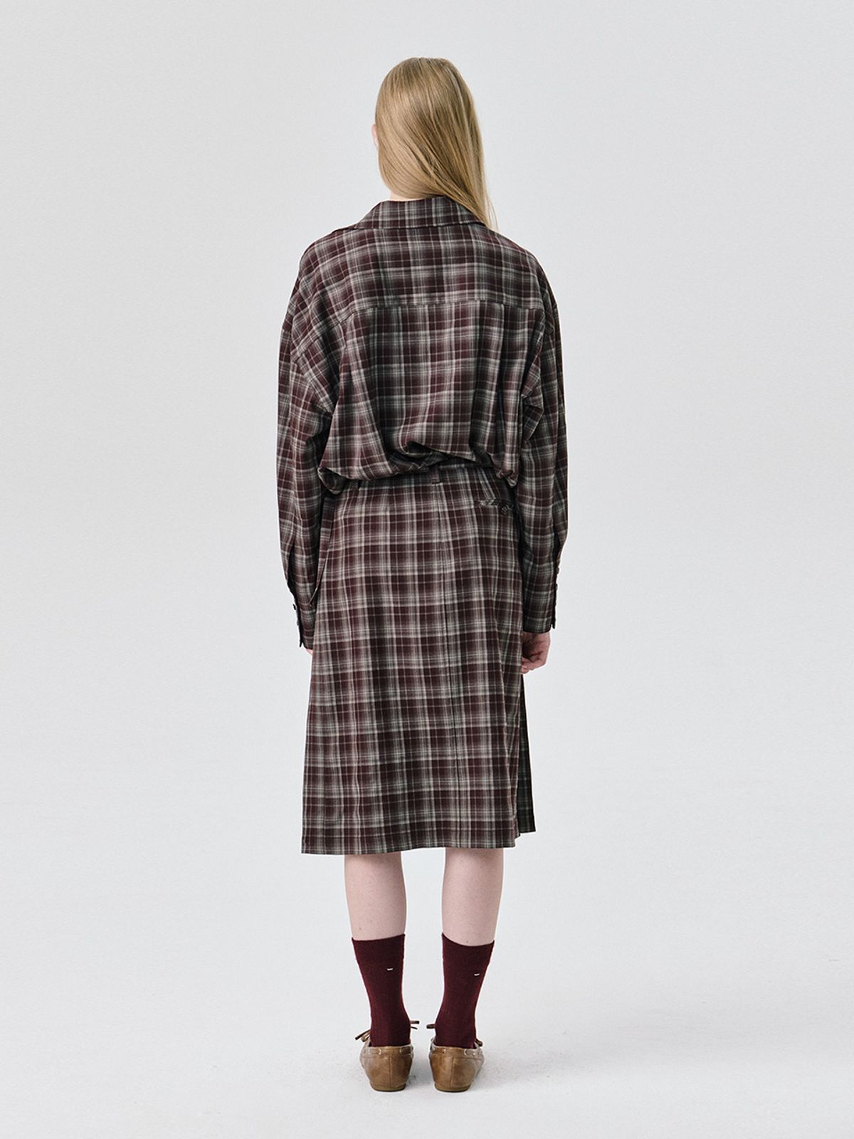 분더캄머(WNDERKAMMER) 25 Pleats Skirt_Brown
