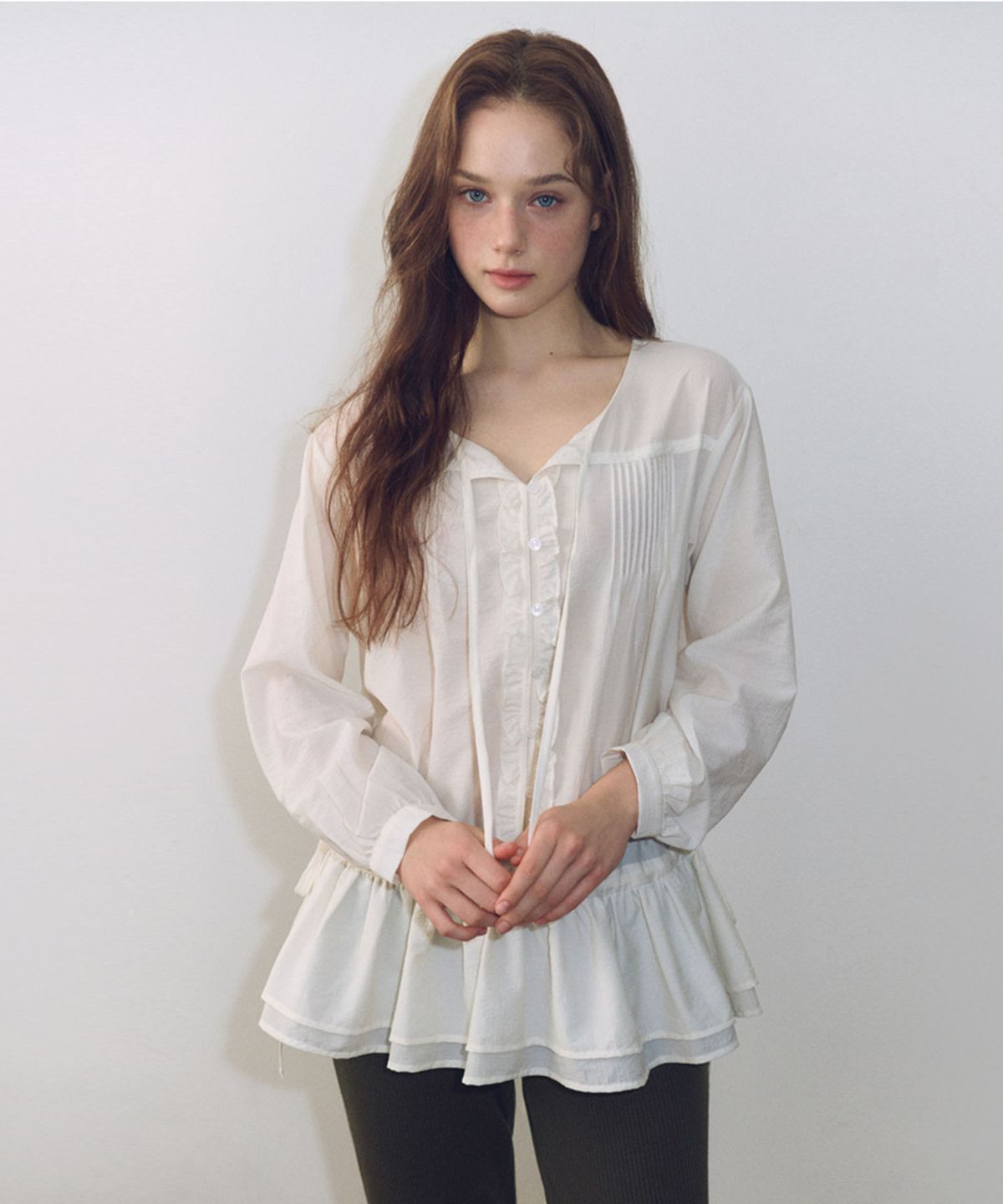 에트몽(ETMON) Pintuck String Frill Blouse, Ivory