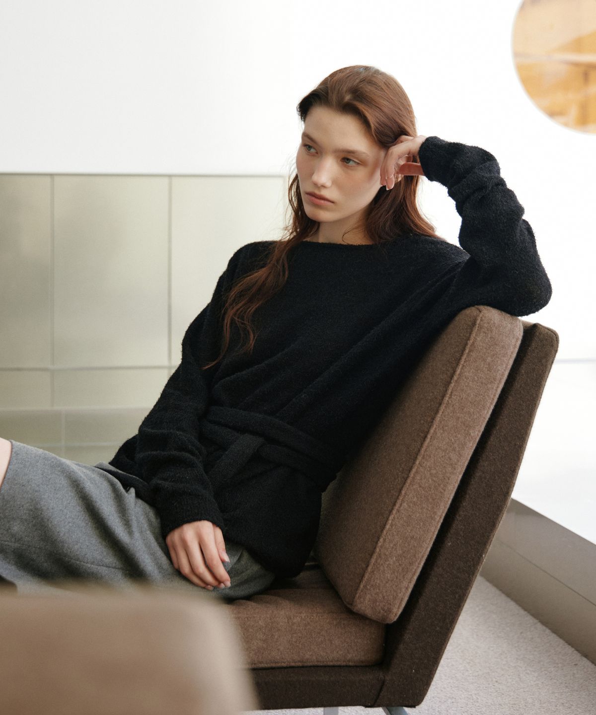유라고(URAGO) Back to front mohair strap knit