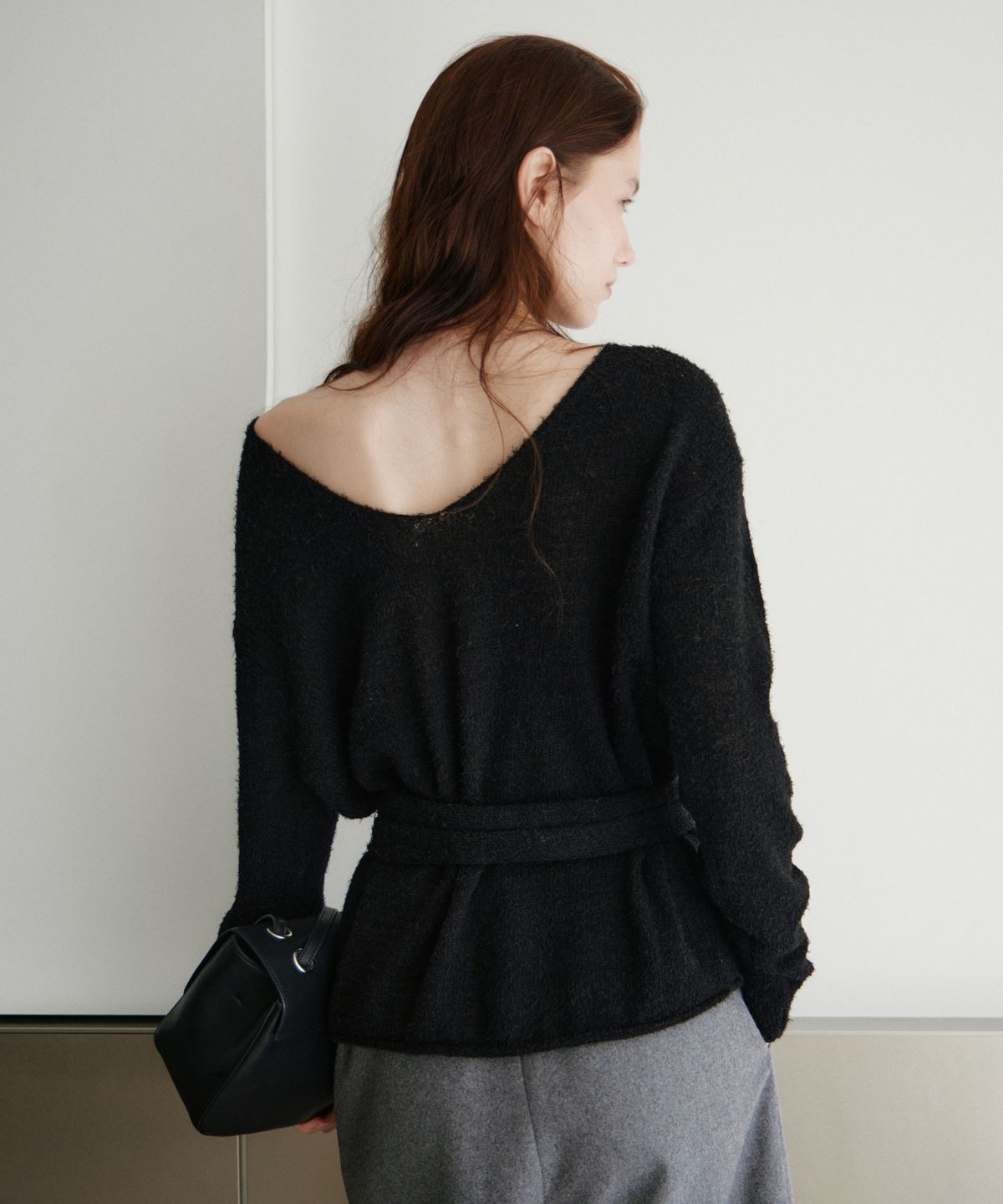 유라고(URAGO) Back to front mohair strap knit