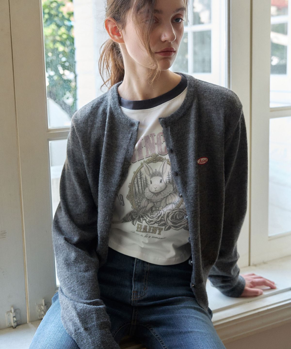 헤인트(HAINT) PRINCESS BUNNY GRAPHIC RAGLAN T_SHIRT 2COL_CHARCOAL