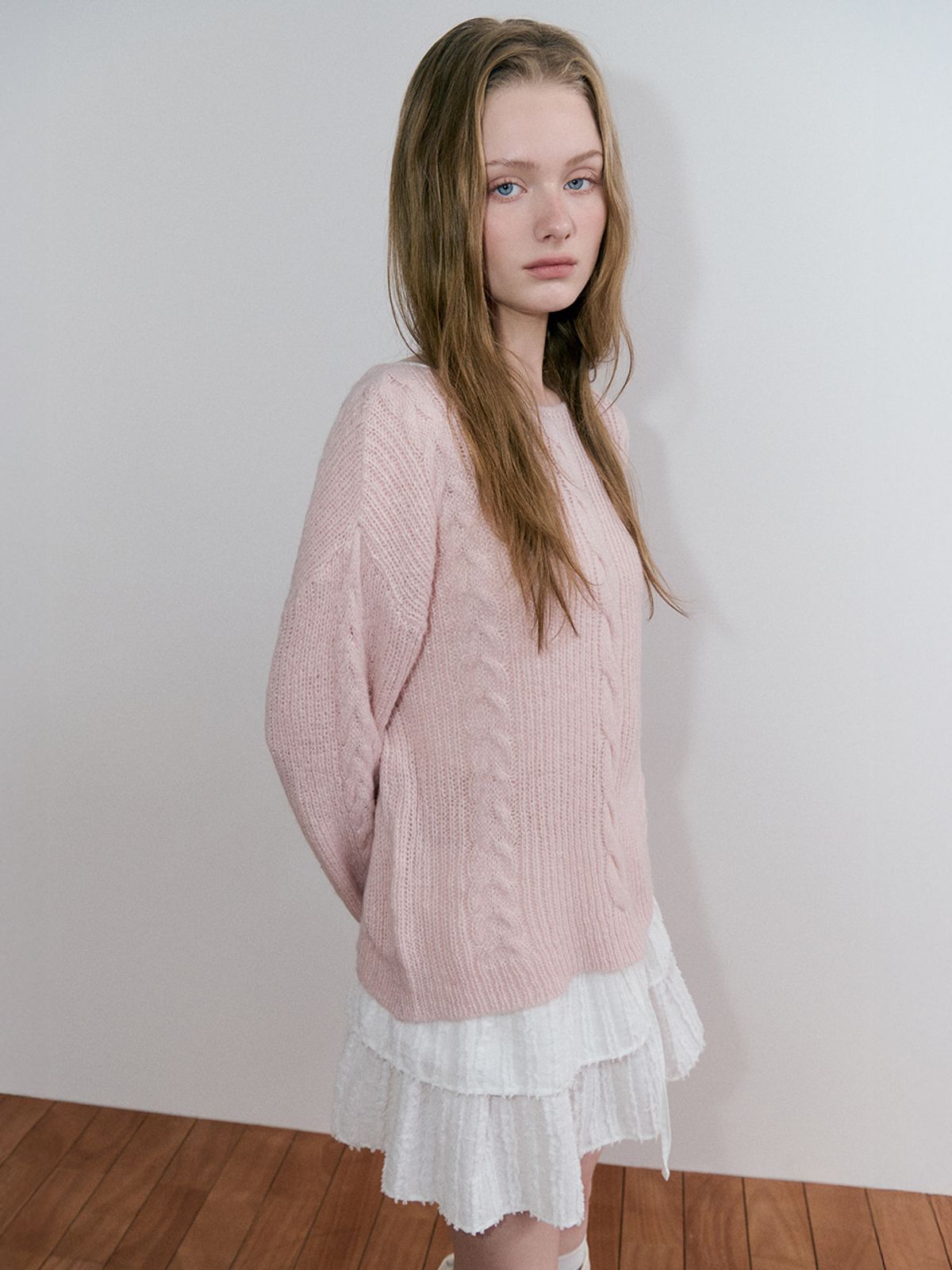 에트몽(ETMON) Boat-Neck Cable Knit Pullover, Light Pink