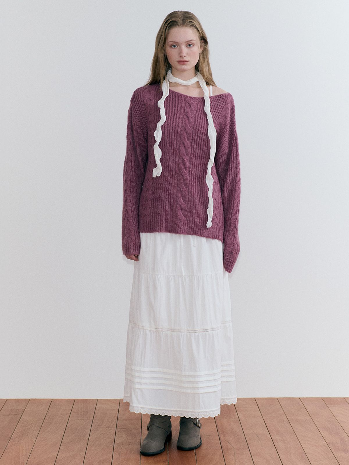 에트몽(ETMON) Boat-Neck Cable Knit Pullover, Purple
