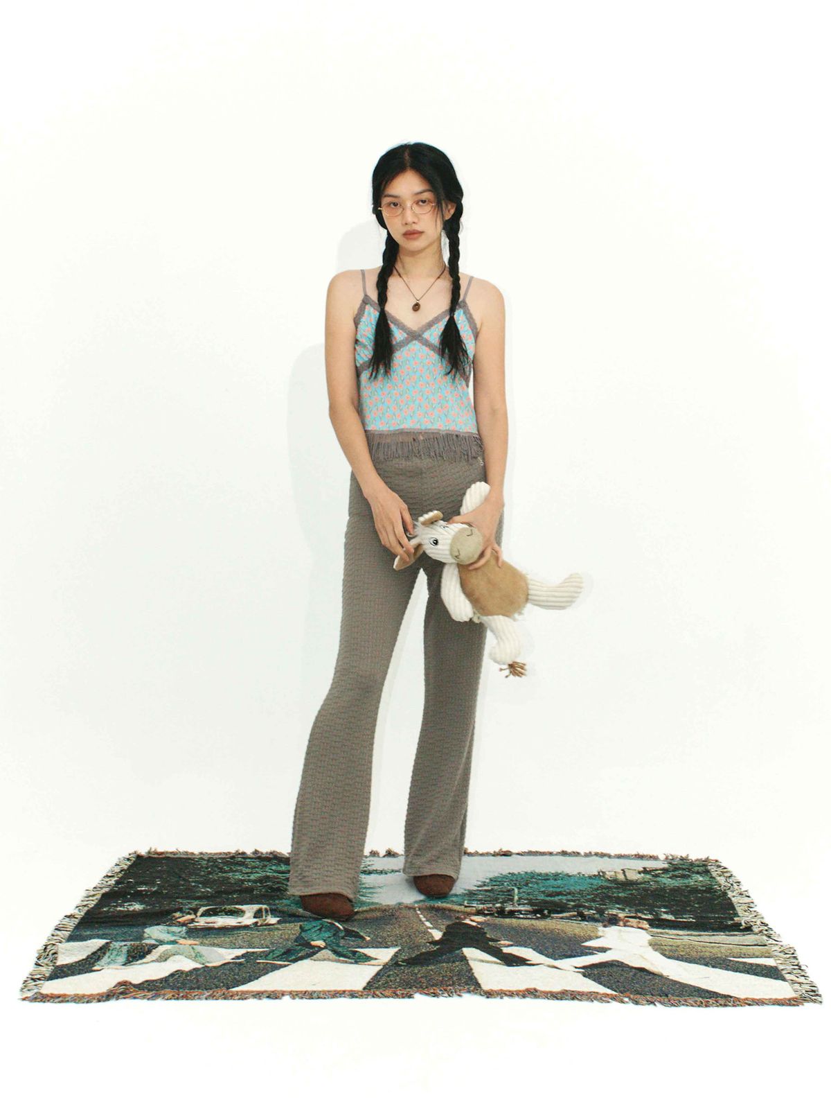 이히하(YEEHEEHAA) lolly tassel top (GY)