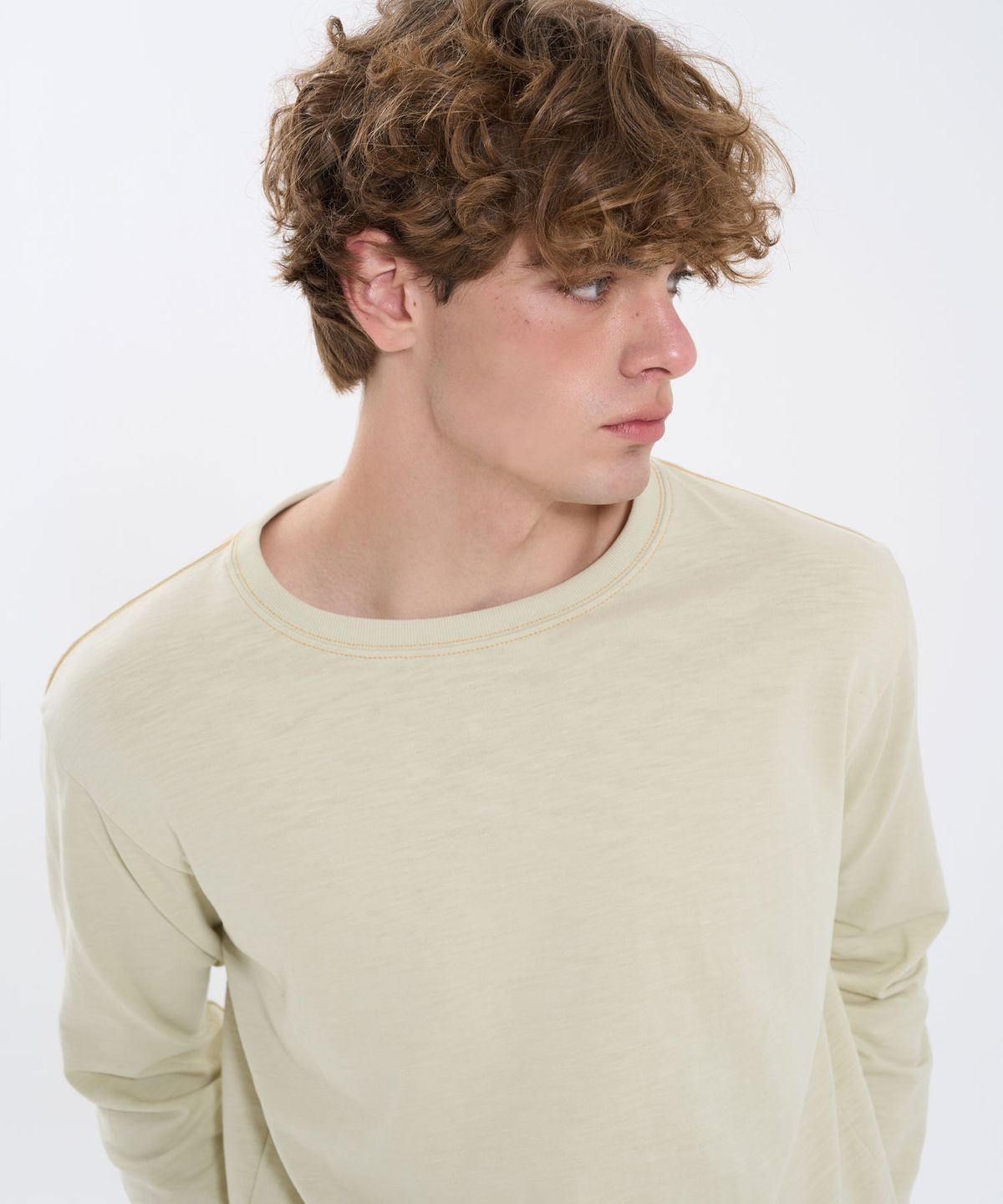 필프(PEALP) [PEALP X SEUNGHWAN] SLUB STITCH POINT LONG SLEEVE 60 (PISTACHIO)