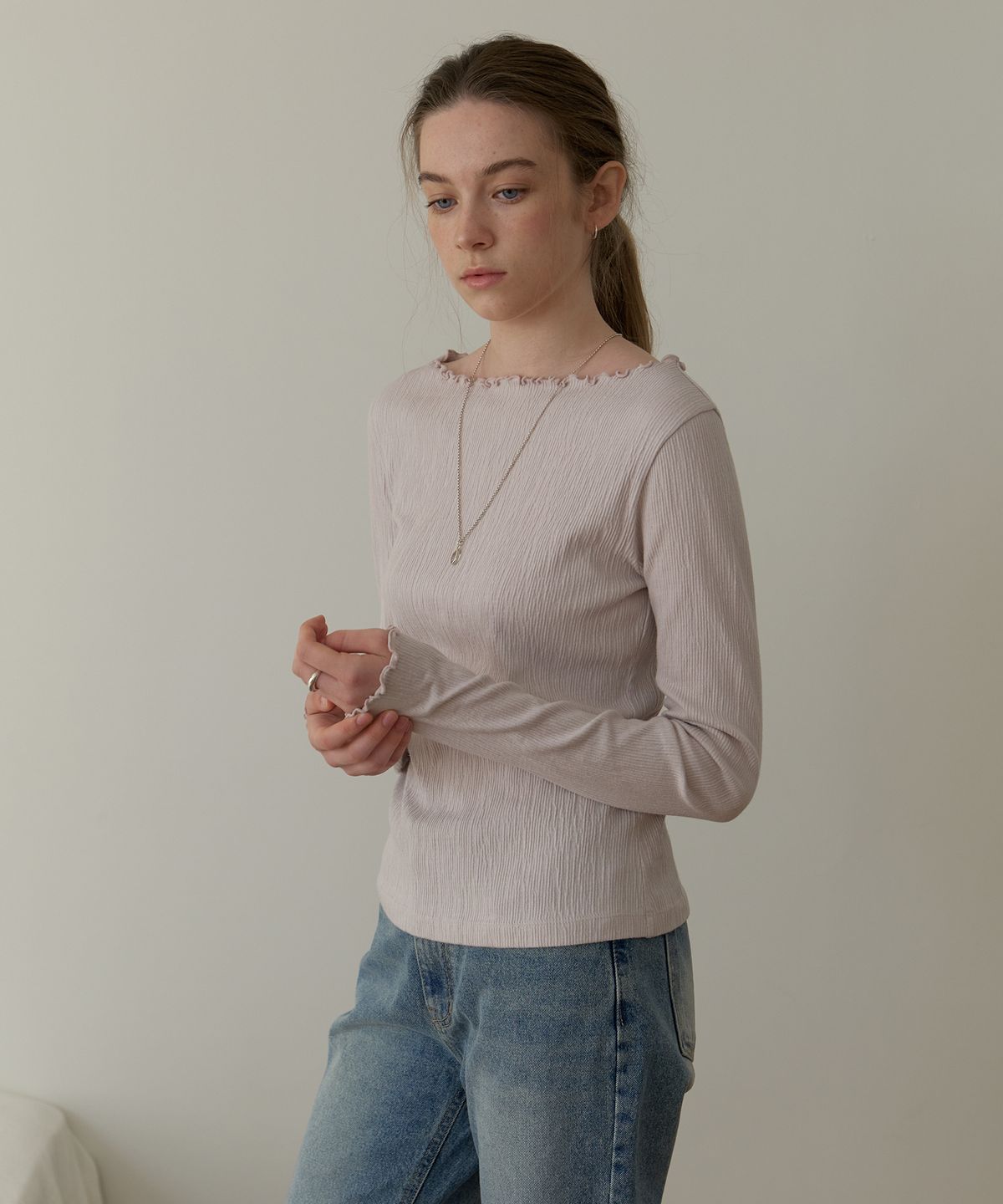 어몽(AMONG) A WRINKLE TEXTURE T-SHIRT_LIGHT GREY