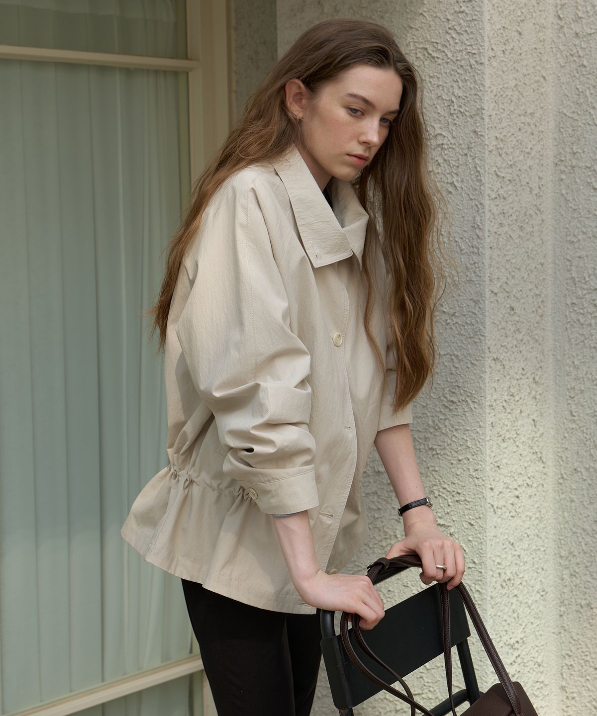 어몽(AMONG) A SOFT HIGH NECK JUMPER_BEIGE