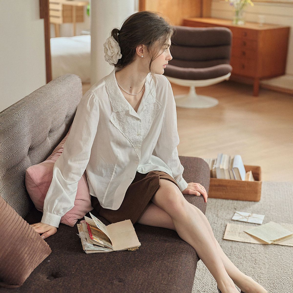 심플레트로(SIMPLE RETRO) SR_Lapel long blouse top