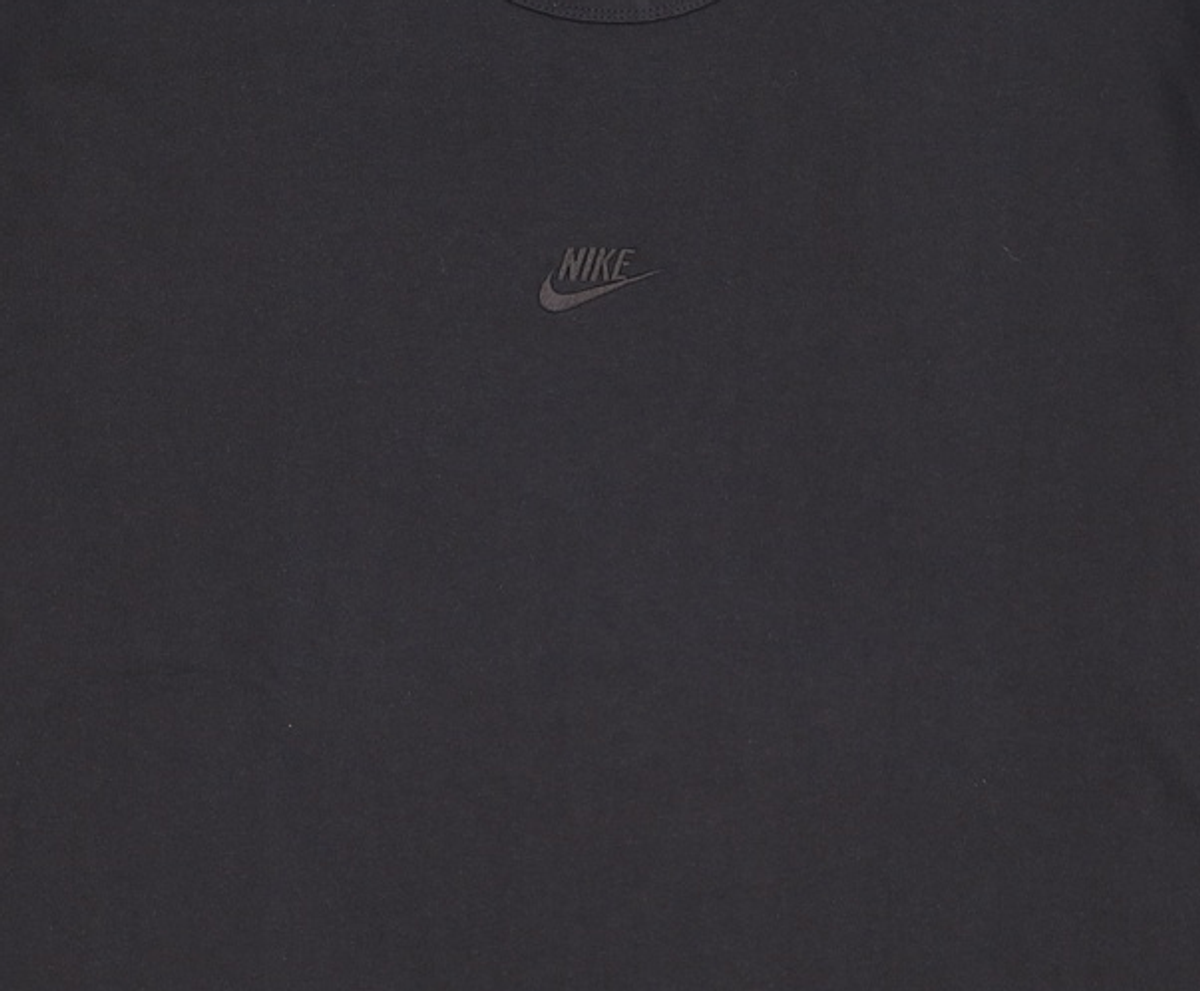 나이키(NIKE) 스포츠웨어 프리미엄 에센셜 긴소매 티셔츠 M - 블랙 / DO7391-010 XXXL