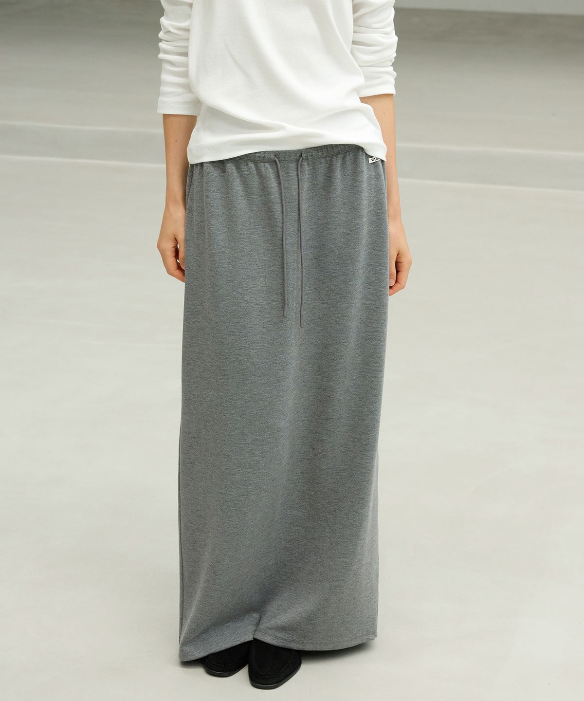 르바(LEVAR) Plain Jersey Maxi Skirt - Melange Grey