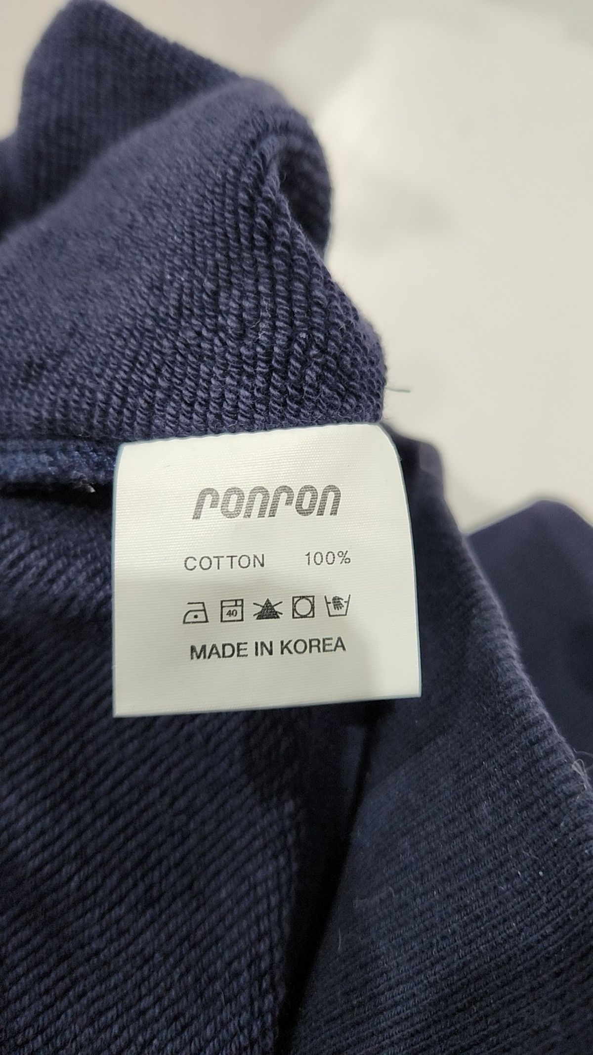 론론(RONRON) 맨투맨/스웨트셔츠 FREE