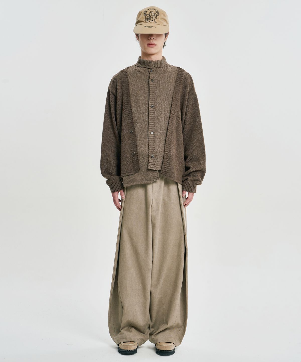 아조바이아조(AJOBYAJO) Double Layered Turtleneck Cardigan [BROWN]