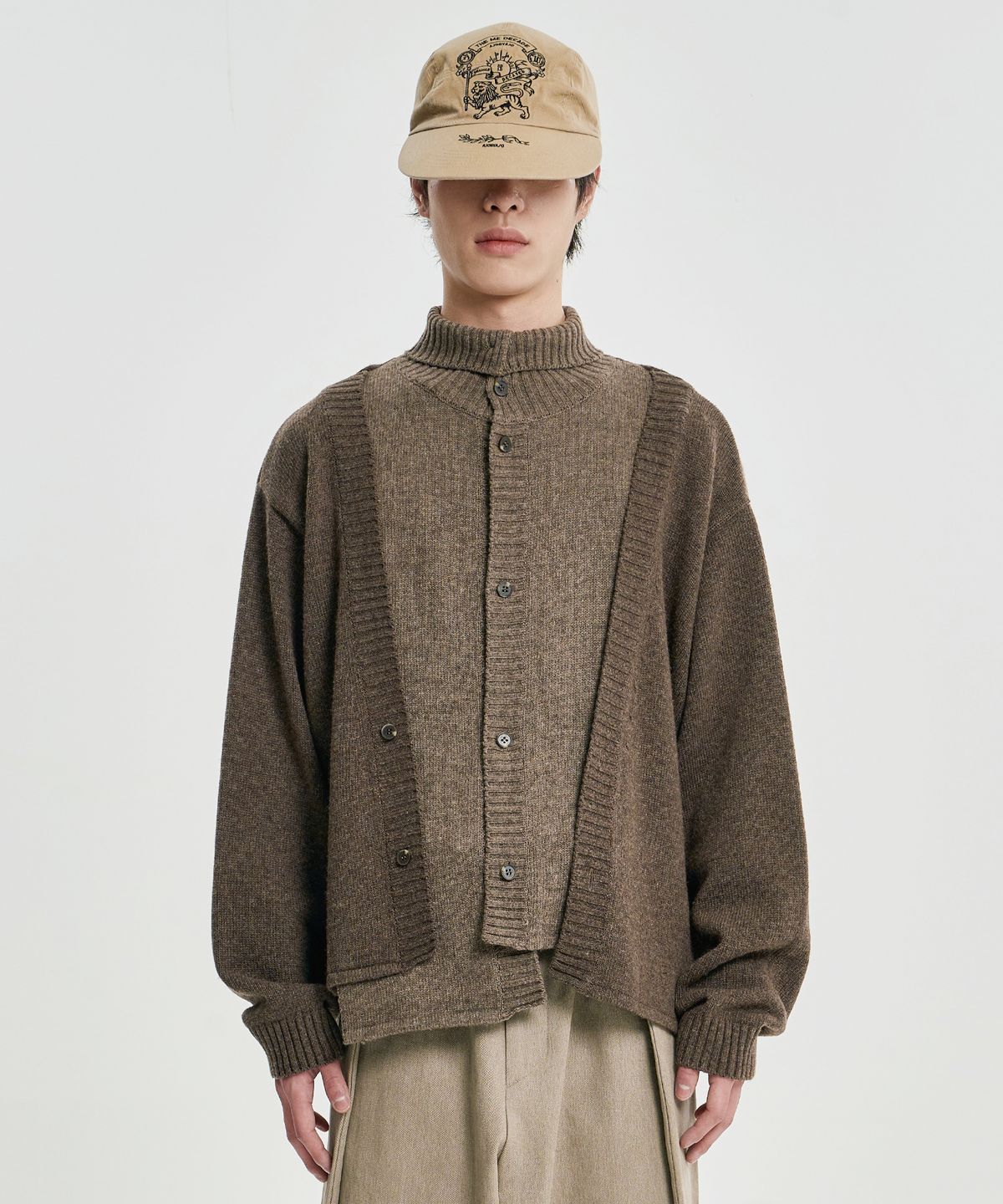 아조바이아조(AJOBYAJO) Double Layered Turtleneck Cardigan [BROWN]