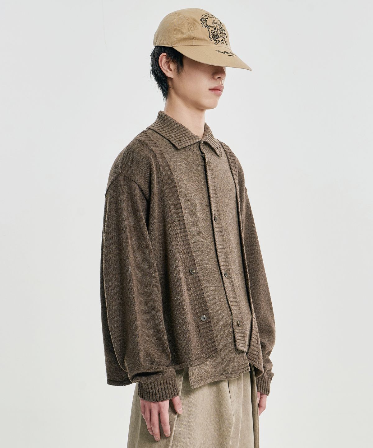 아조바이아조(AJOBYAJO) Double Layered Turtleneck Cardigan [BROWN]