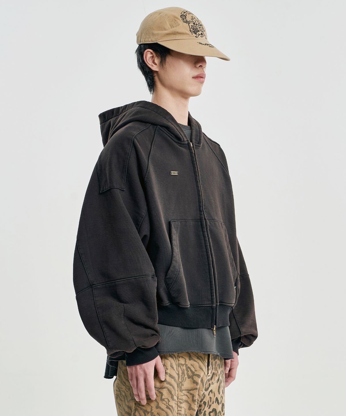 아조바이아조(AJOBYAJO) Cropped Washed Zip-up Hoodie [BLACK]