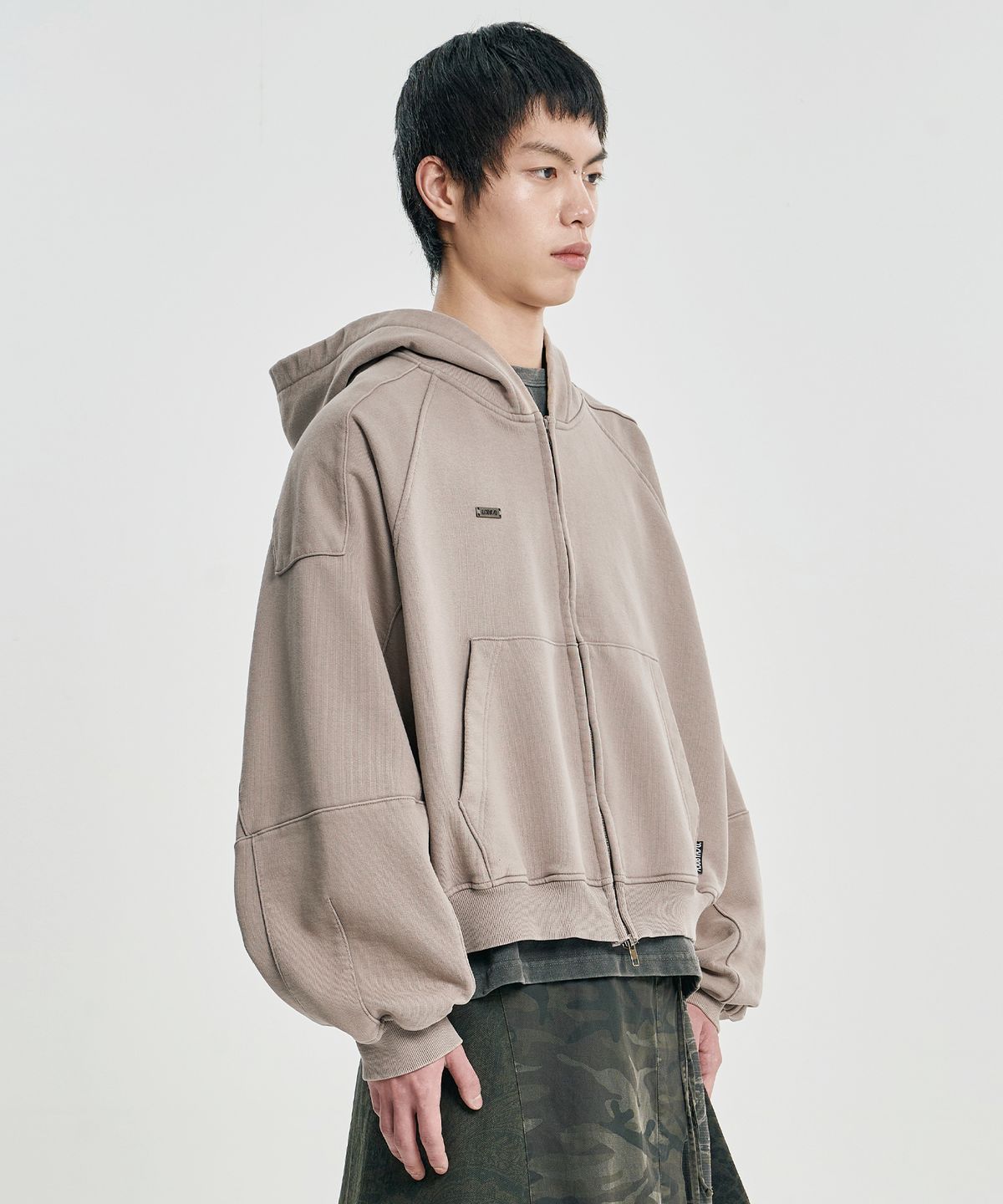 아조바이아조(AJOBYAJO) Cropped Washed Zip-up Hoodie [DUSTY BEIGE]