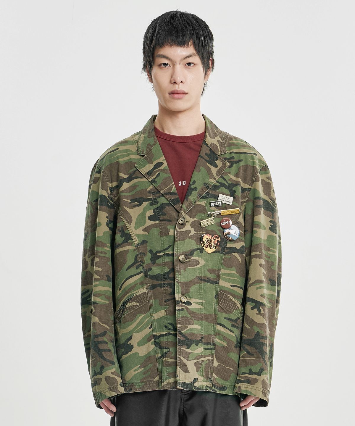아조바이아조(AJOBYAJO) Washed Curved Seam Camo Blazer [KHAKI]
