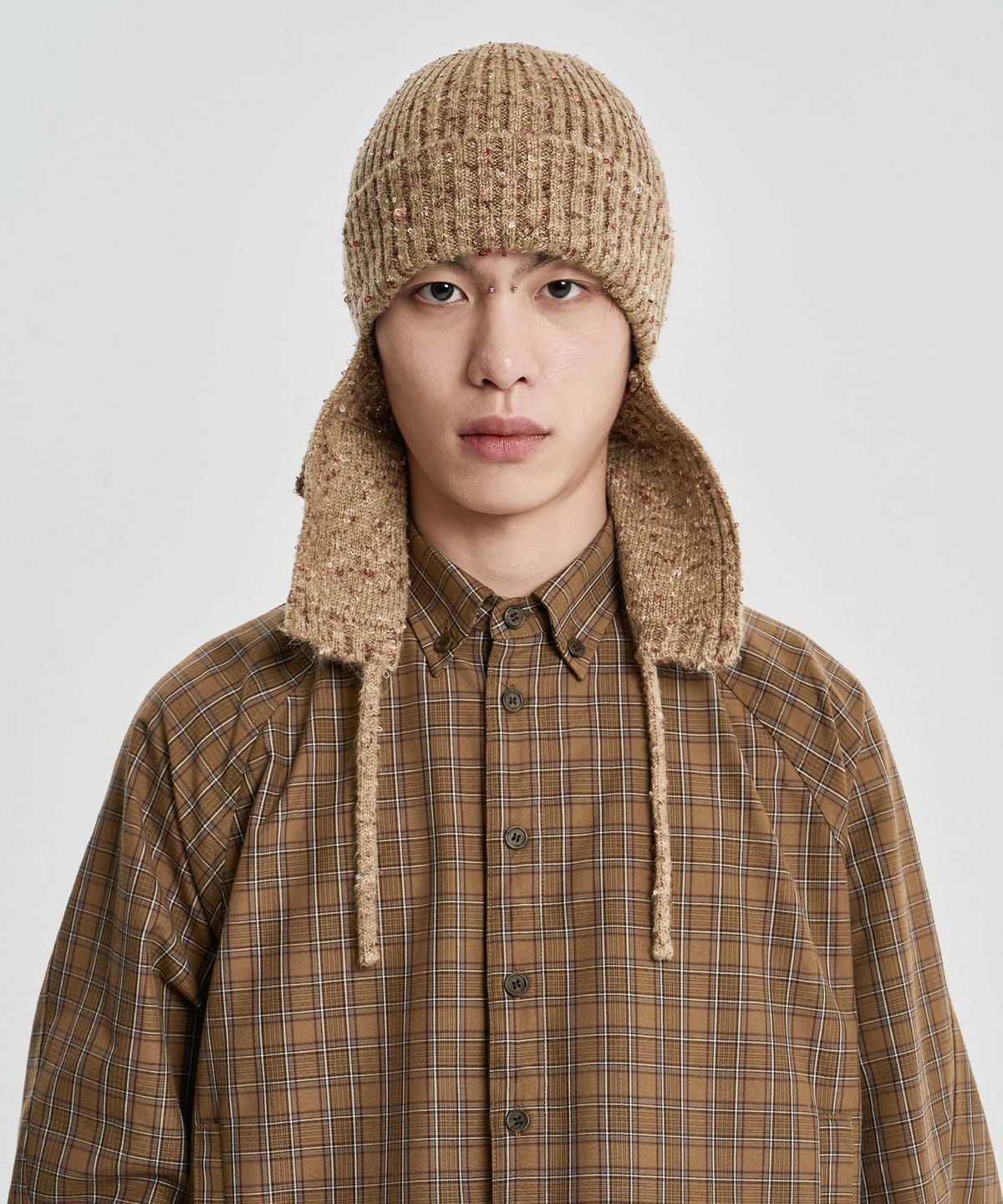 아조바이아조(AJOBYAJO) Speckled Knit Trooper Hat [BEIGE]