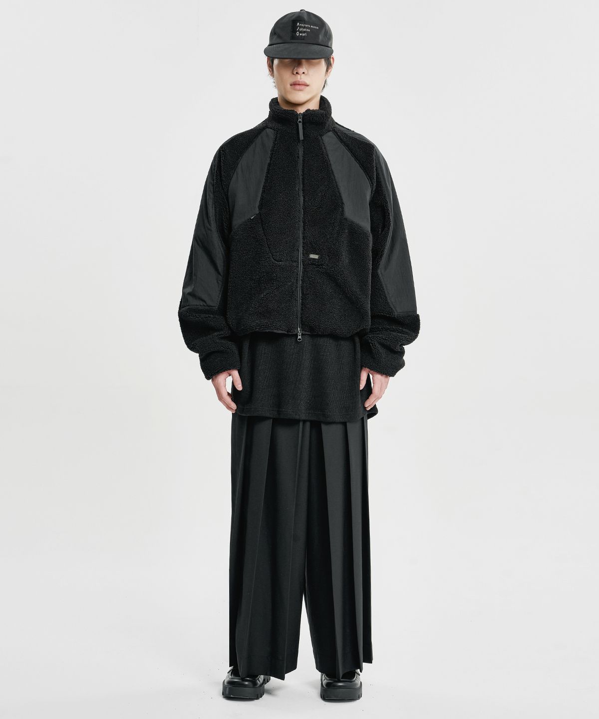 아조바이아조(AJOBYAJO) Raglan Fleece Nylon Panel Jacket [BLACK]