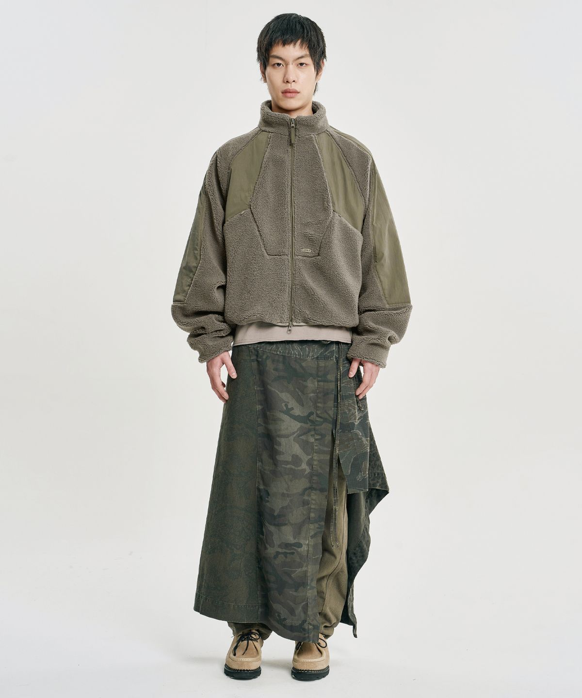 아조바이아조(AJOBYAJO) Raglan Fleece Nylon Panel Jacket [MOCHA]