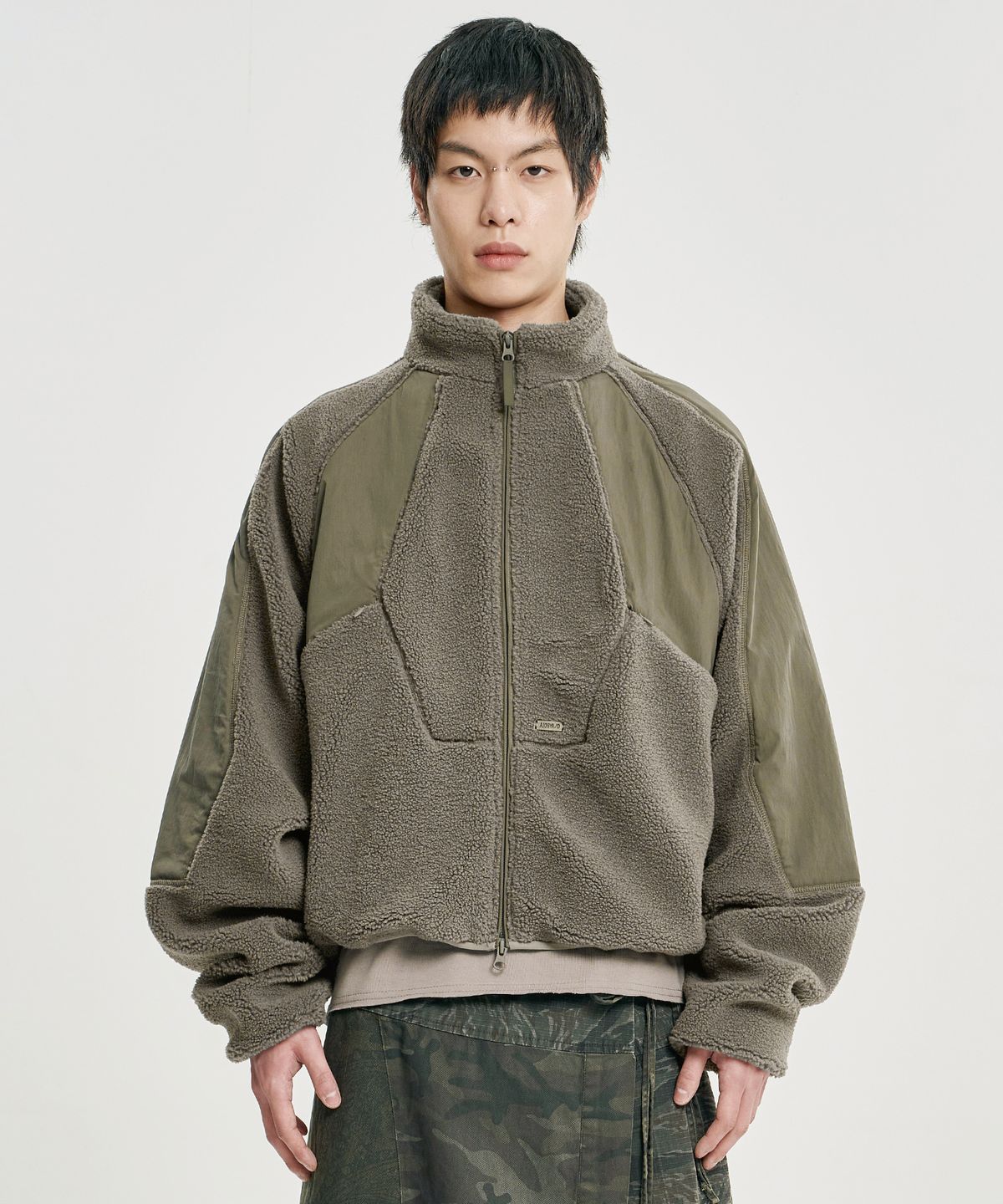 아조바이아조(AJOBYAJO) Raglan Fleece Nylon Panel Jacket [MOCHA]