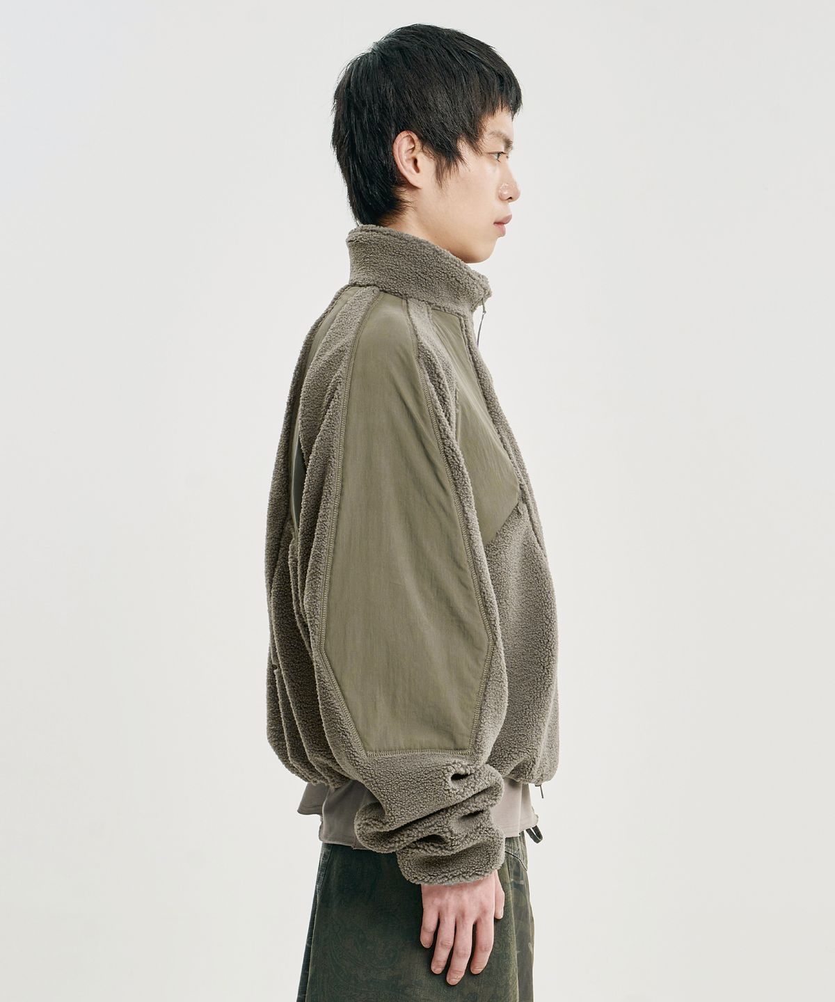 아조바이아조(AJOBYAJO) Raglan Fleece Nylon Panel Jacket [MOCHA]