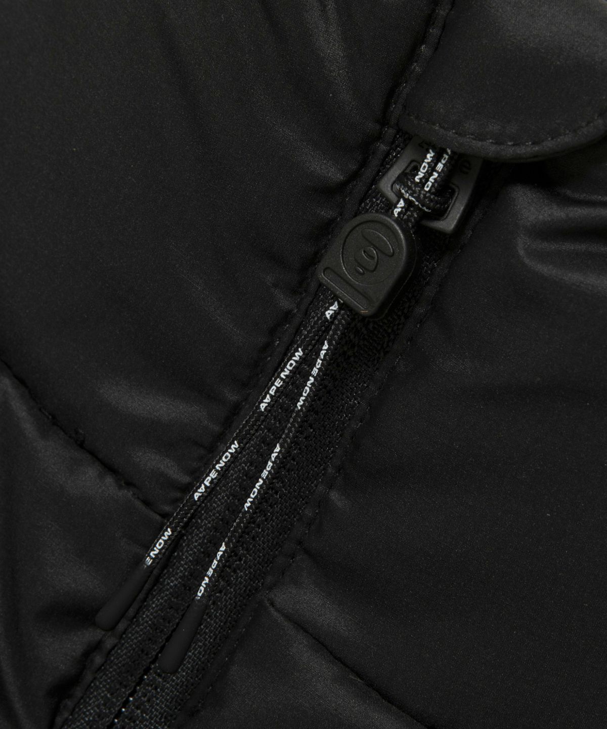 에이프(AAPE) AAPENOW 다운 베딩 베스트 / AAPDNM7721XXPBKX