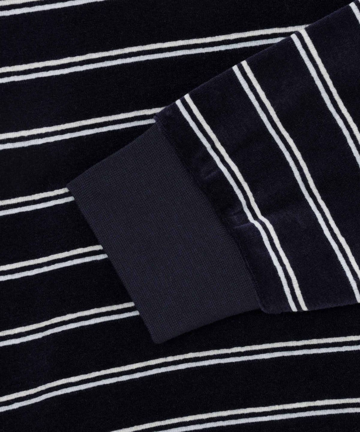 라코스테(LACOSTE) 여성 벨벳 크루넥 스웻셔츠 SF930E-56N 166