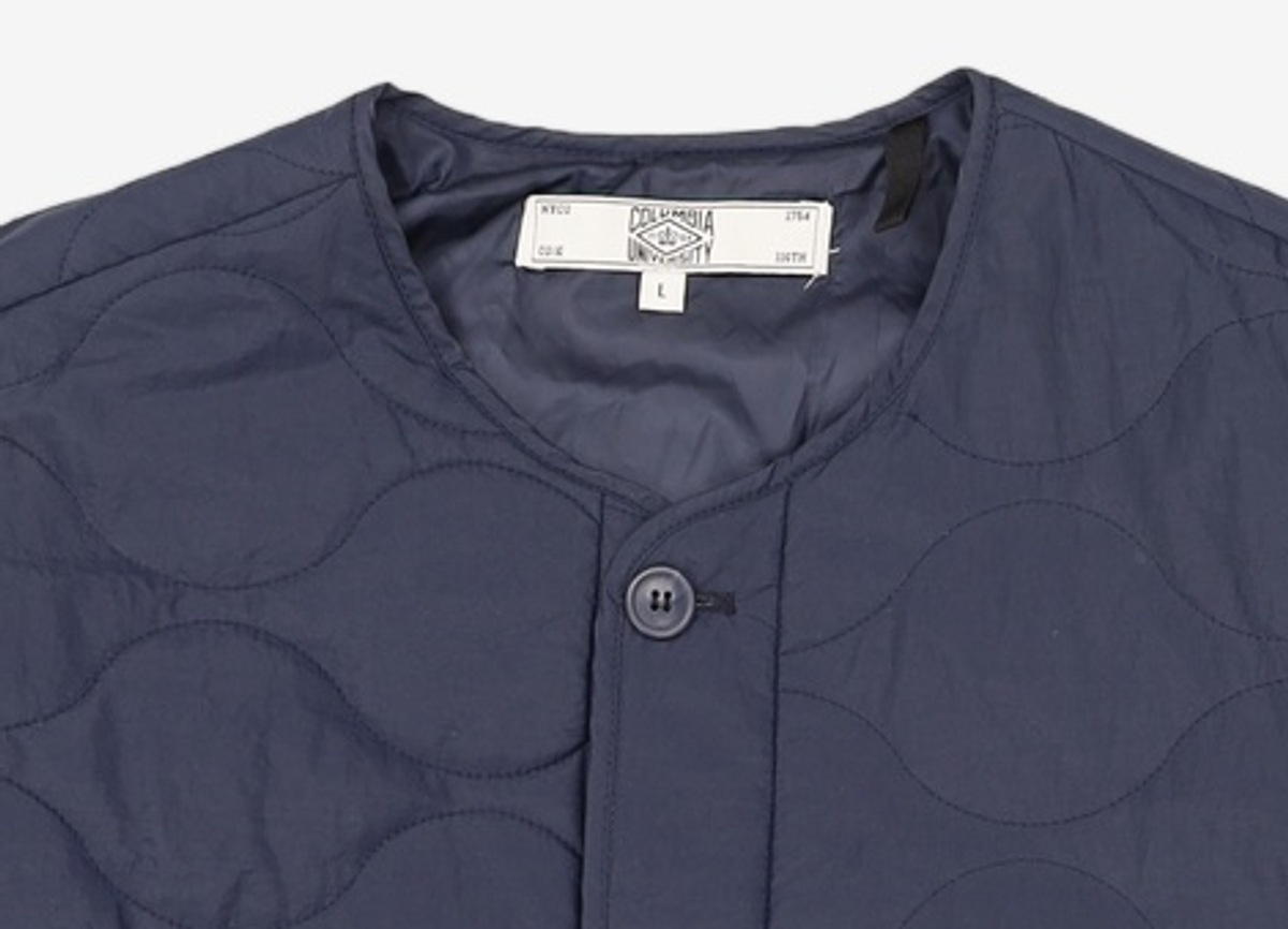 컬럼비아 유니버시티(COLUMBIA UNIVERSITY) NYC LABEL COLLARLESS QUILTING JACKET 블랙 L