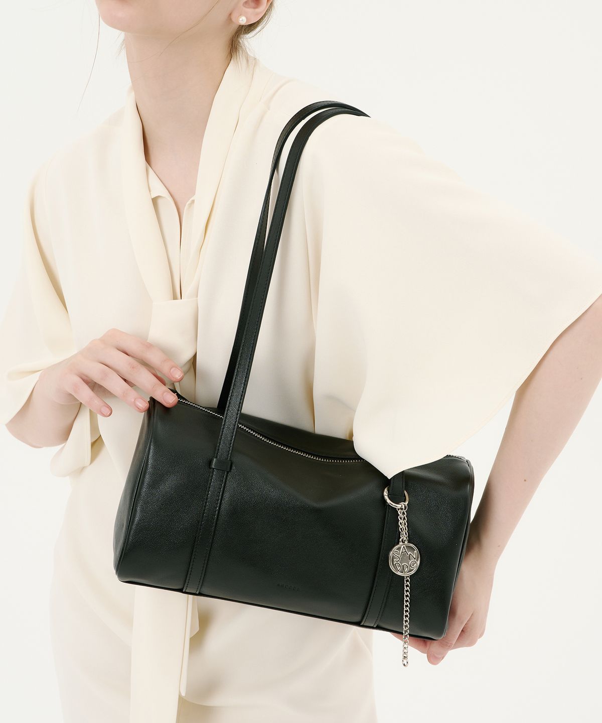 앤오즈(ANODDS) PIDI LARGE SOFT long handle leather shoulder bag