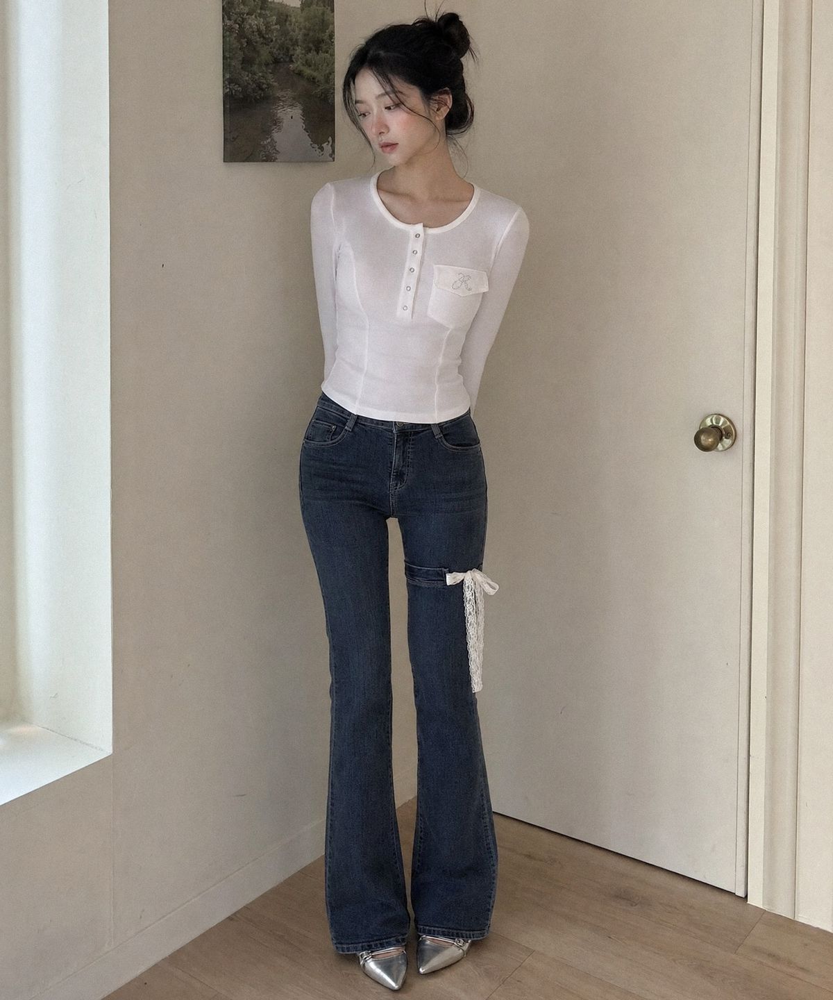 루루심(RURUSIM) 레이스 초커 플레어 데님 진