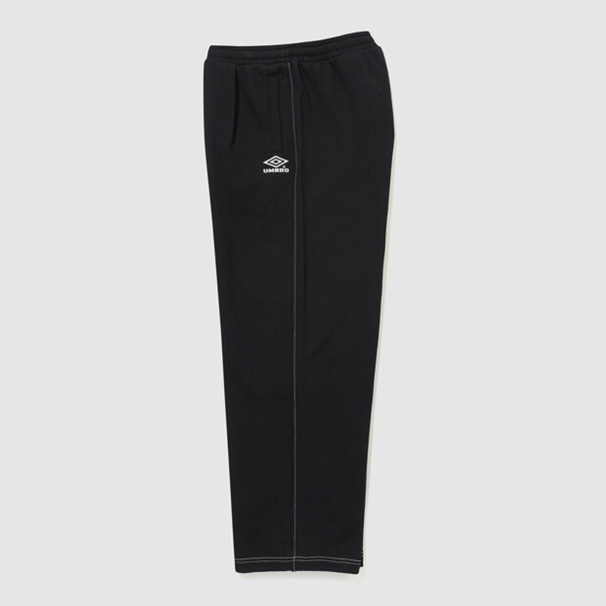 엄브로(UMBRO) 크리스피 타슬란 조거 & 와이드 2WAY 스웨트 팬츠 블랙 UR323CFP91