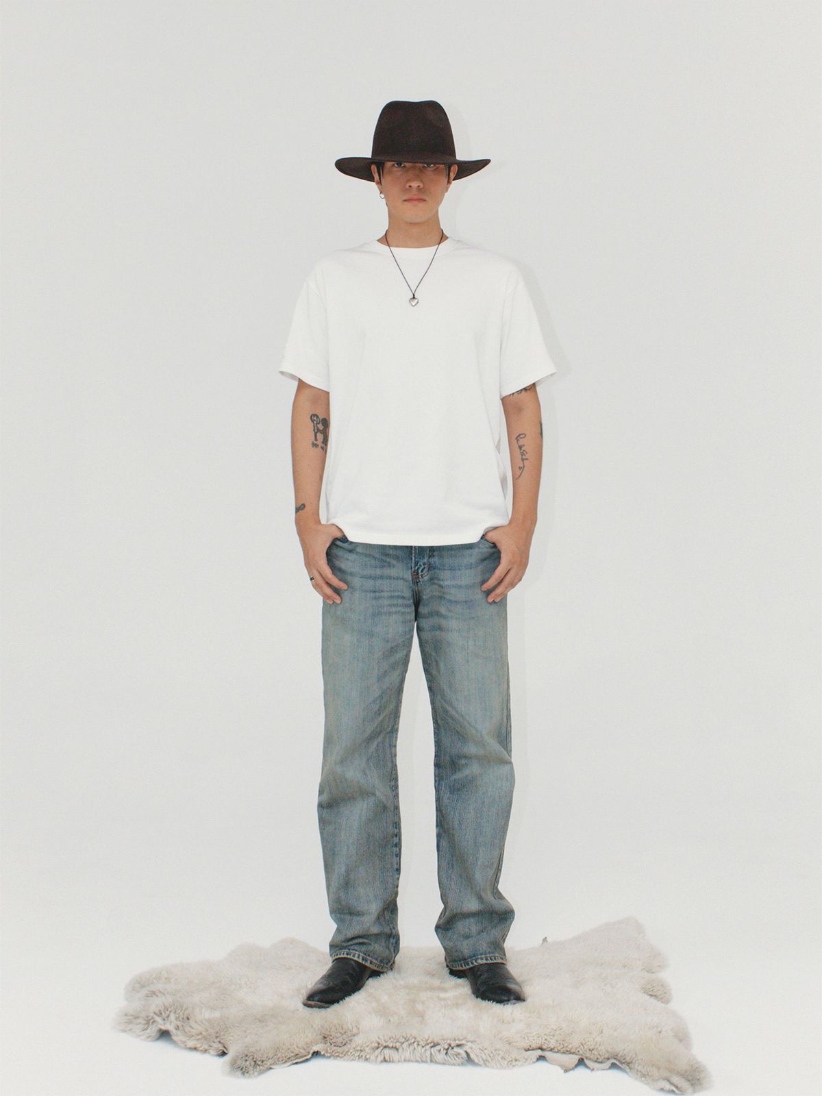 이히하(YEEHEEHAA) unisex pigment label T (IV)