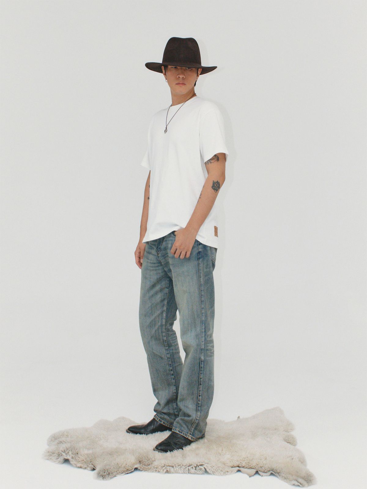 이히하(YEEHEEHAA) unisex pigment label T (IV)