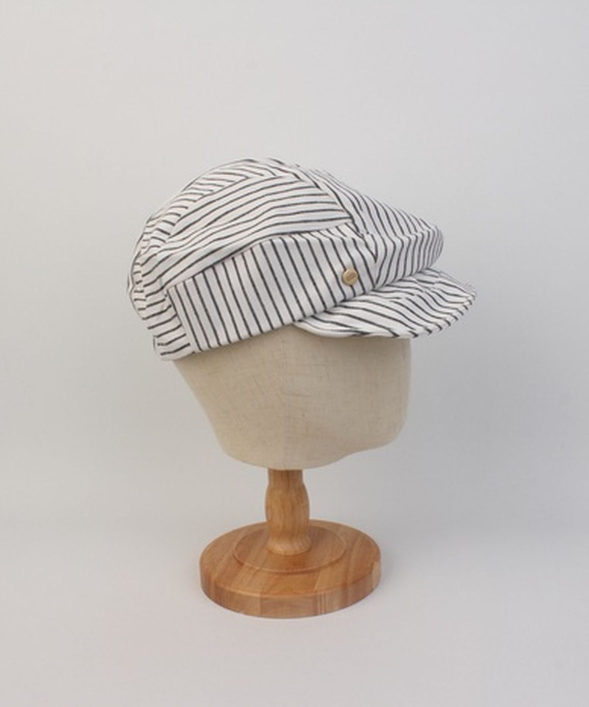 유니버셜 케미스트리(UNIVERSAL CHEMISTRY) Stripe Wrinkle White Wire Marine Cap 주름모자