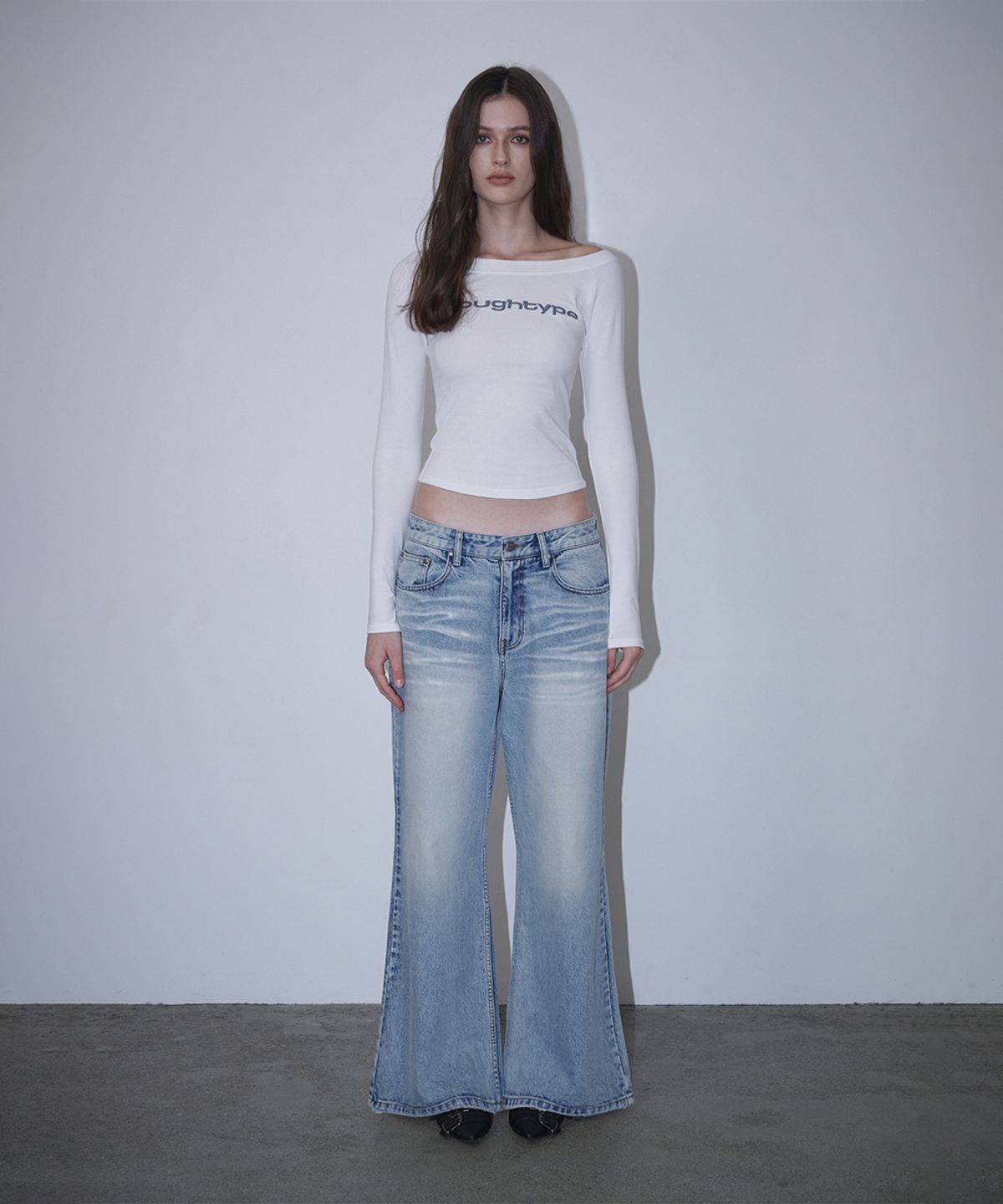 로타입(ROUGHTYPE) Light Off Shoulder Long Sleeve - White