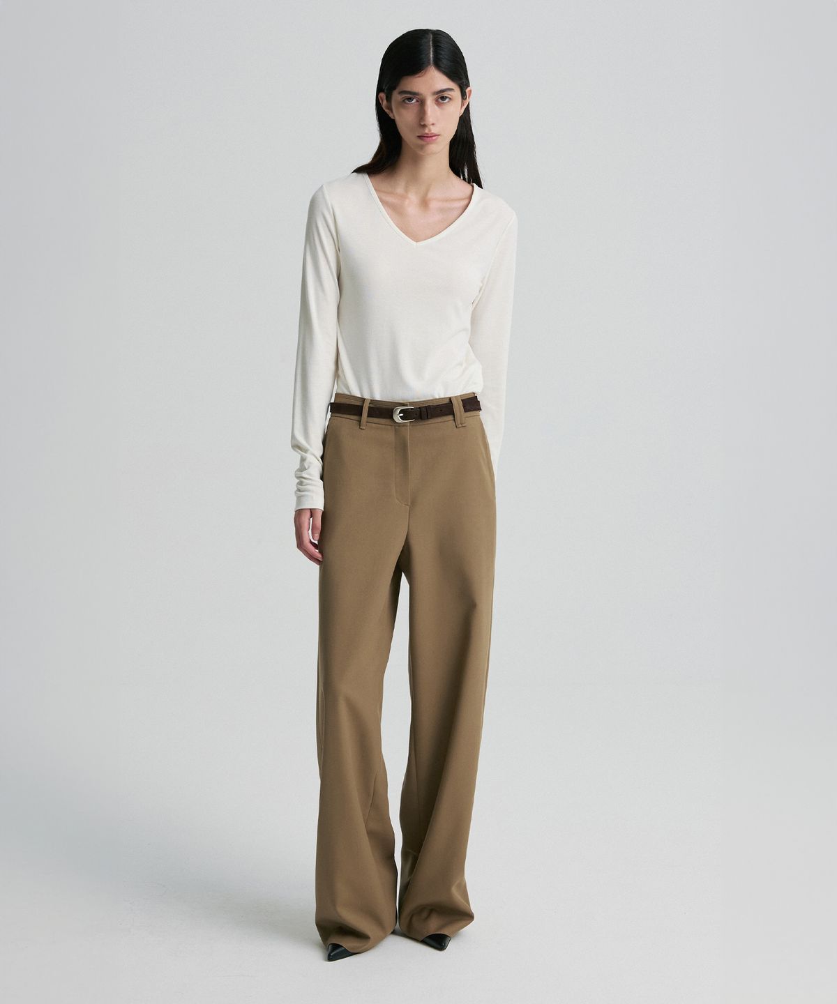 리이(RE RHEE) WOOL BLEND TAILORED TROUSERS TAUPE