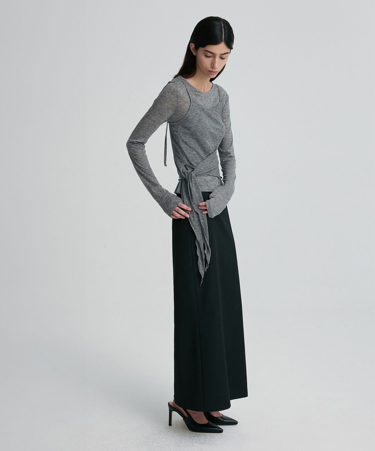 리이(RE RHEE) LAYERED TIE-WAIST SHEER TOP