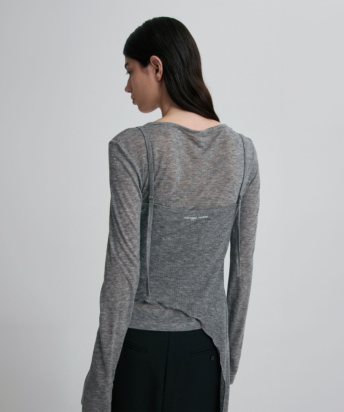리이(RE RHEE) LAYERED TIE-WAIST SHEER TOP
