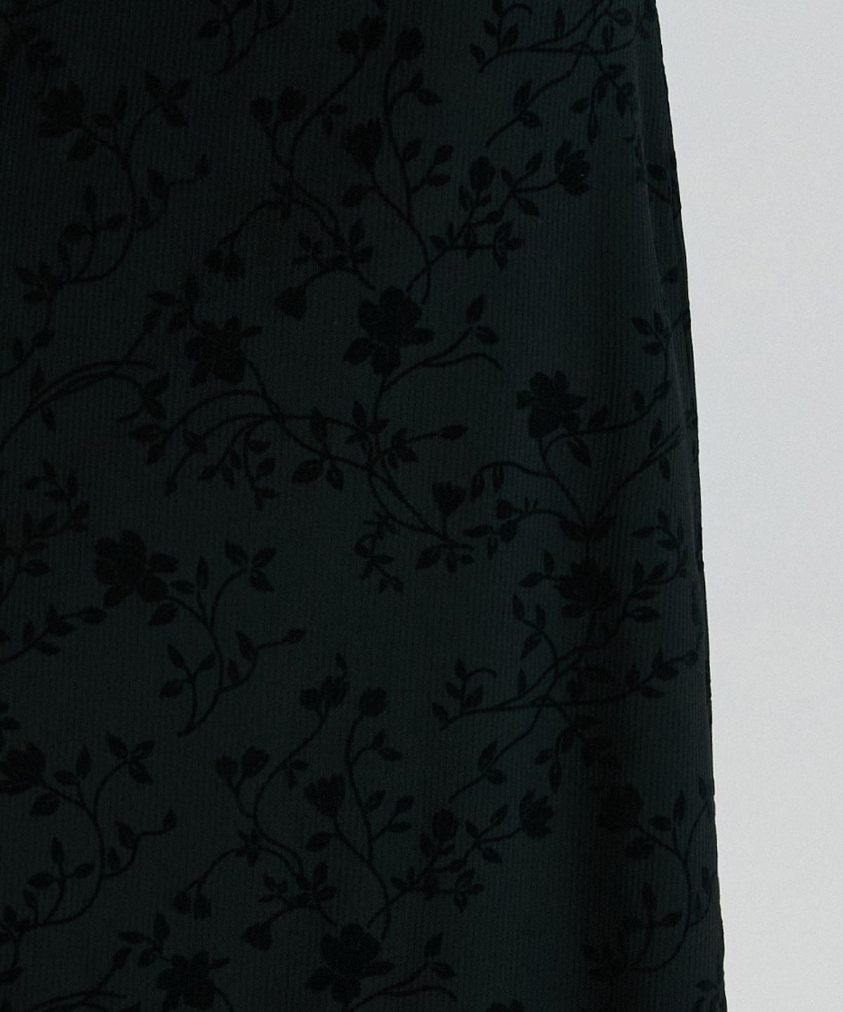리이(RE RHEE) FLOCKED FLORAL JERSEY SKIRT