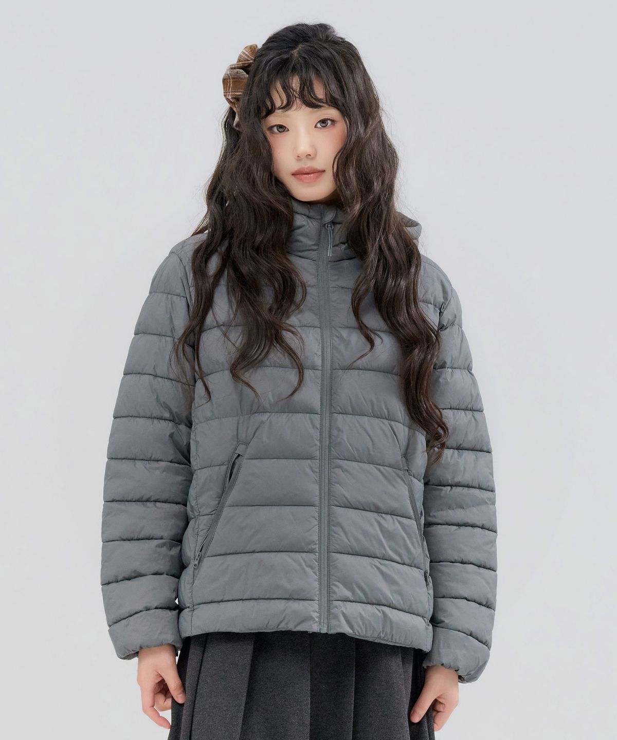 체이스컬트(CHASECULT) 공용 라이트 패딩 후드 점퍼-FFRU4121C02
