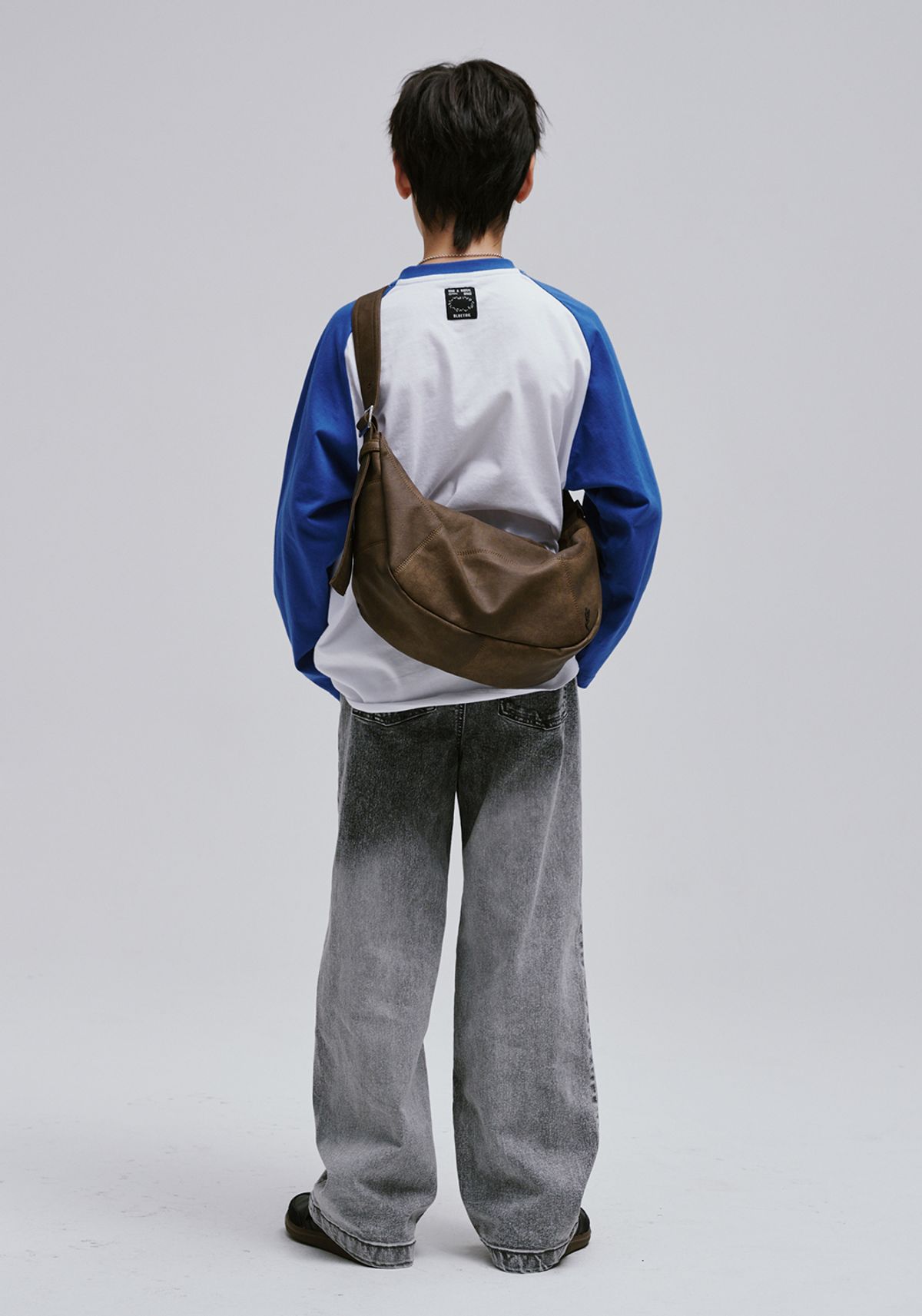 블루테일(BLUETAIL) AAG1TS04WT 블루테일 패치워크 긴팔 티셔츠
